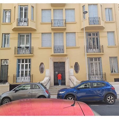 Extraordinaire Grand Studio Au Centre 6 Minutes A Pied De La Plage Et L'Hotel Negresco Ницца Экстерьер фото