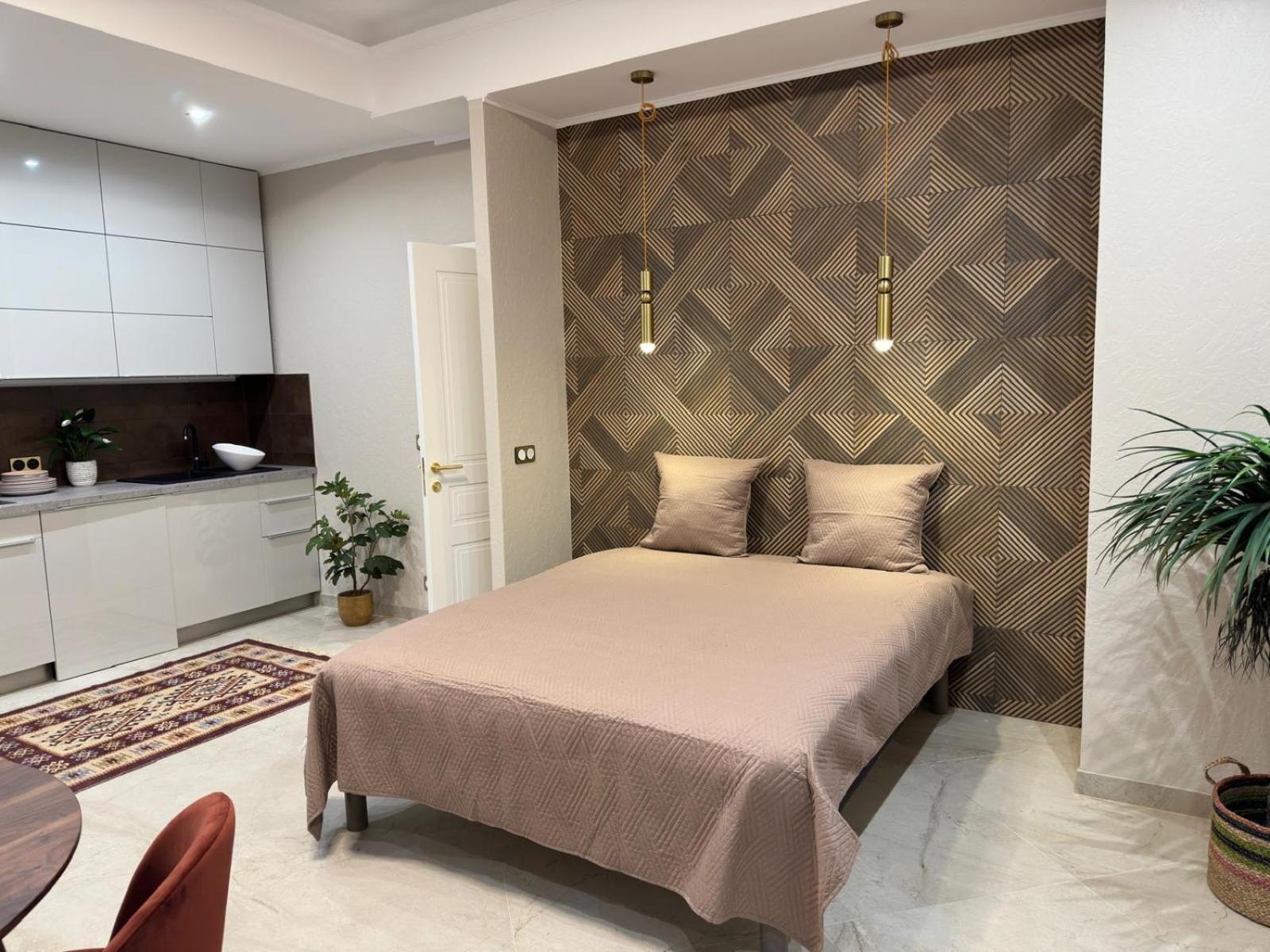Extraordinaire Grand Studio Au Centre 6 Minutes A Pied De La Plage Et L'Hotel Negresco Ницца Экстерьер фото