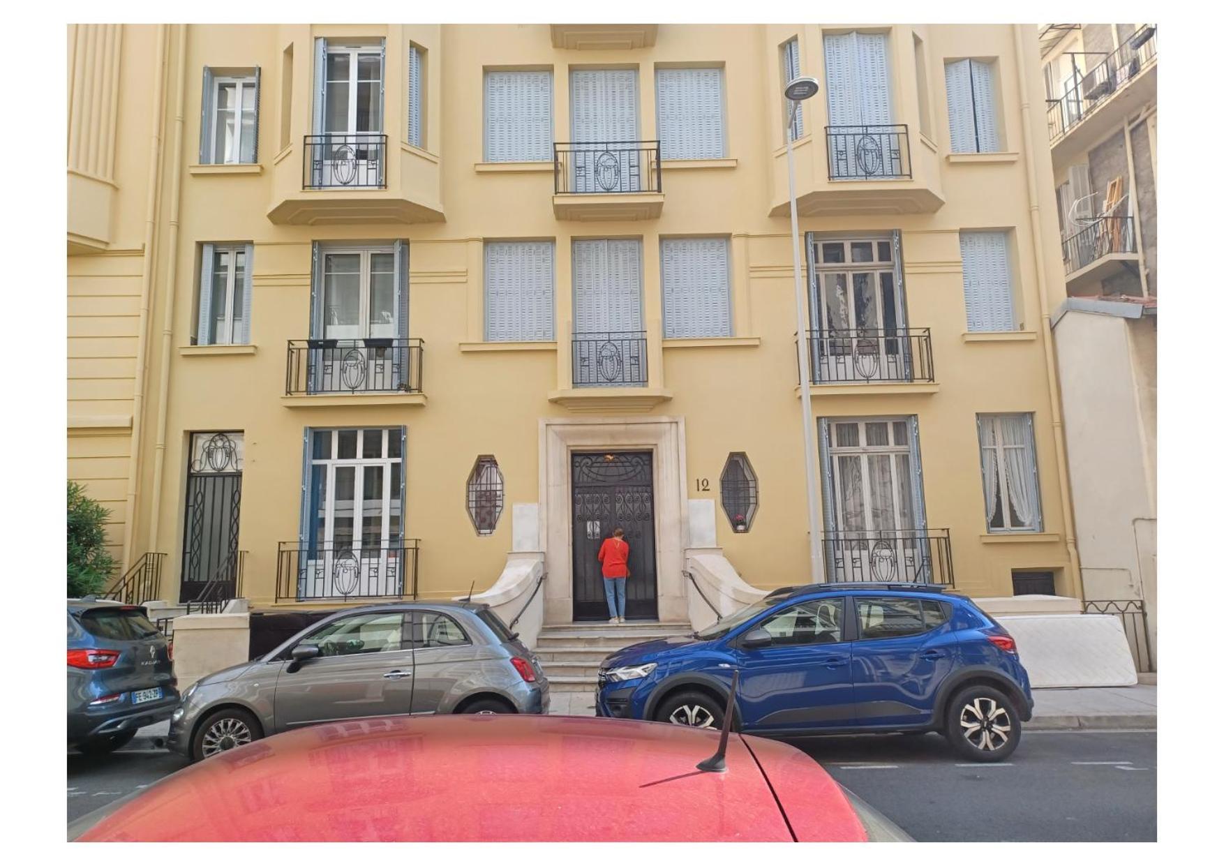 Extraordinaire Grand Studio Au Centre 6 Minutes A Pied De La Plage Et L'Hotel Negresco Ницца Экстерьер фото